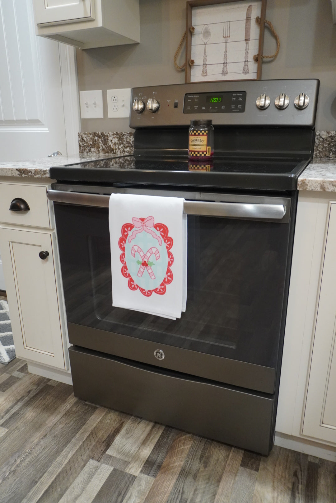 Scalloped Candy Cane Tea Towel