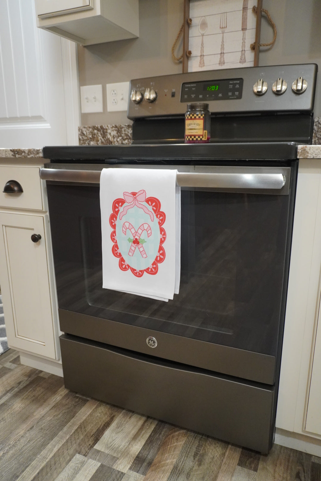 Scalloped Candy Cane Tea Towel