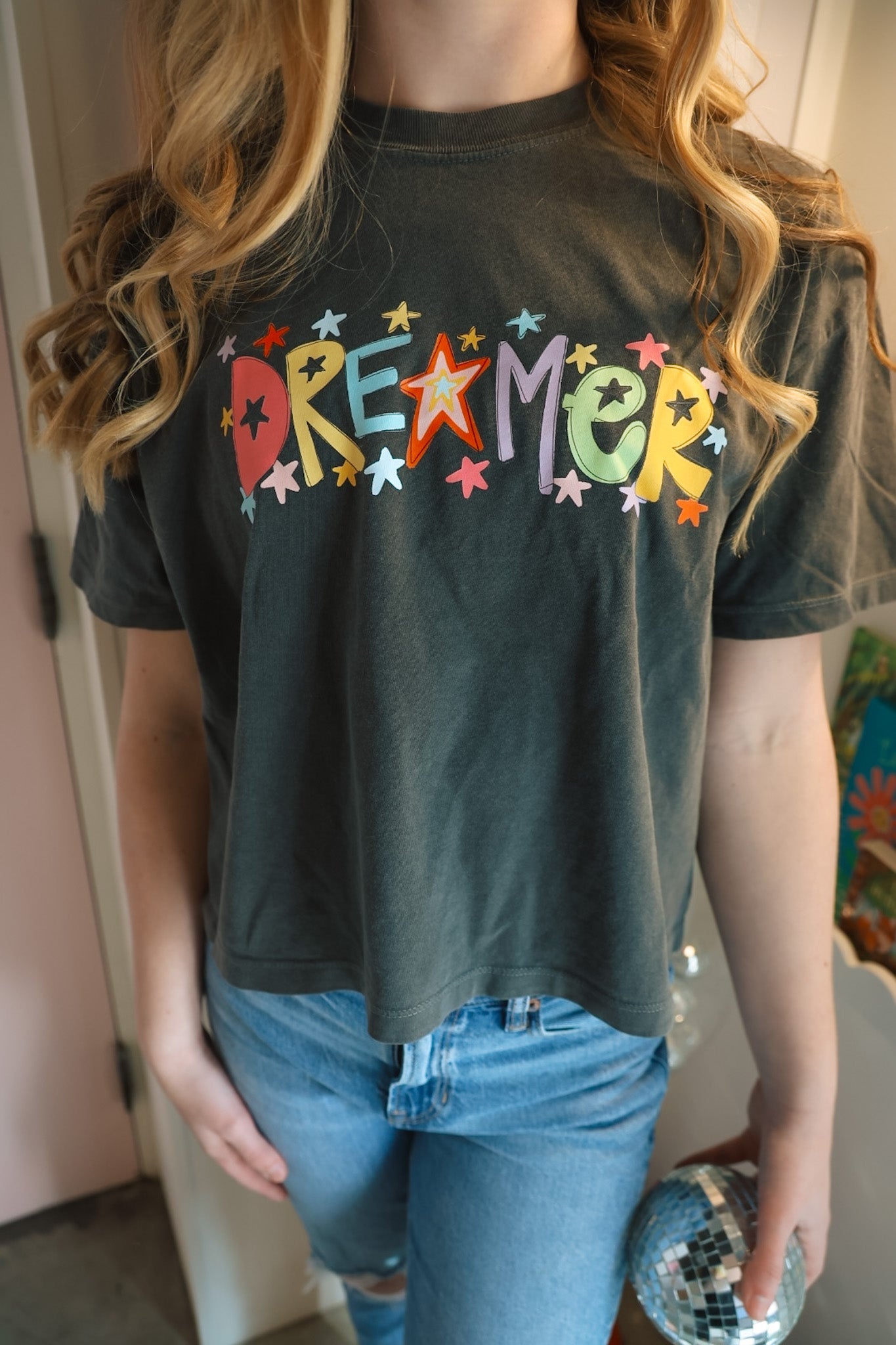 Dreamer Cropped Pepper Tee