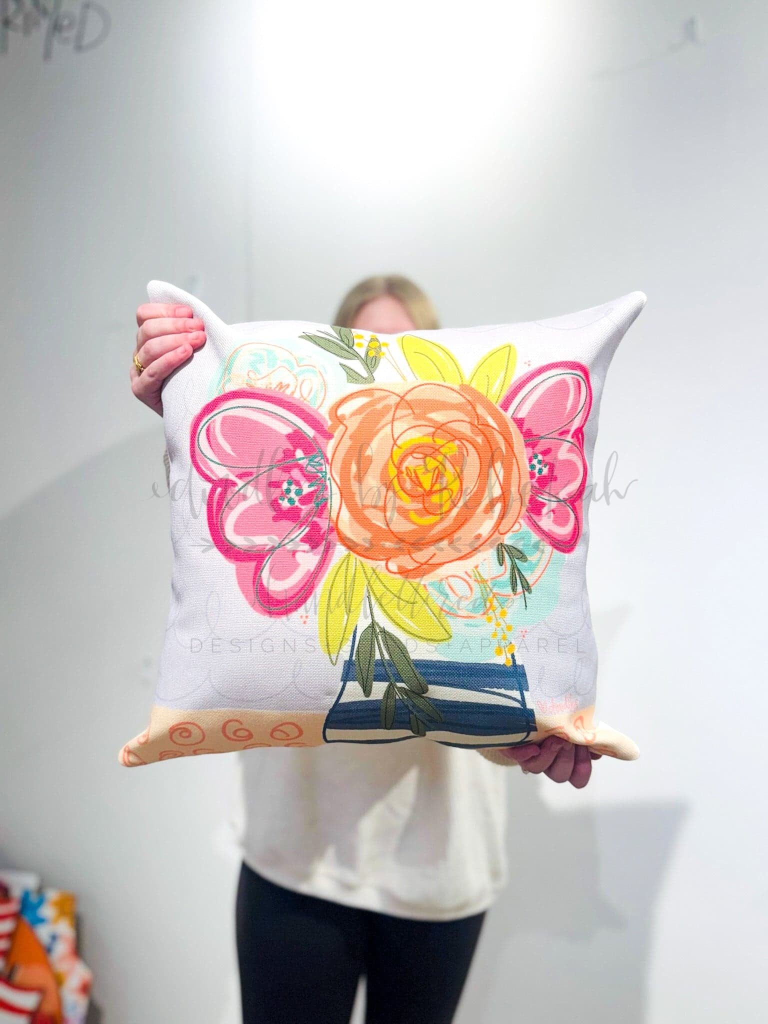 Wilda Floral Pillow - Pillow