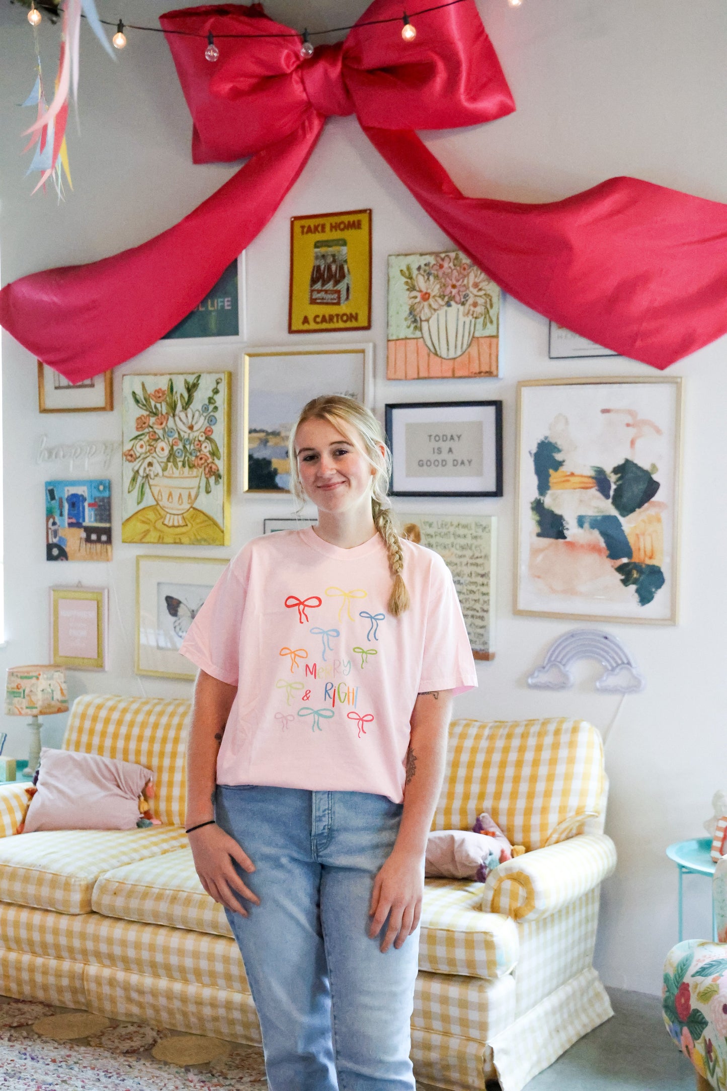 Merry and Bright Bows Blossom Tee
