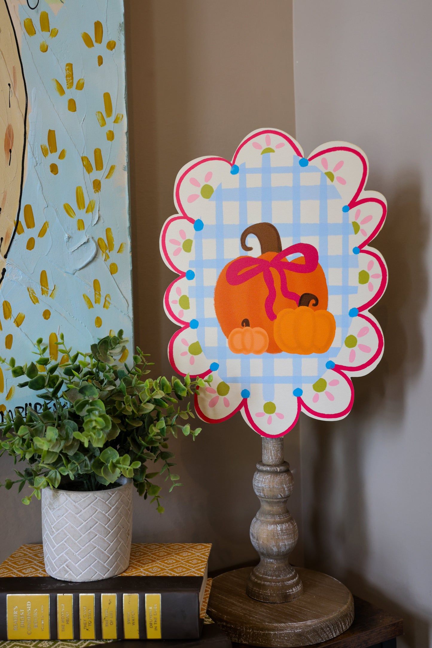 Scalloped Pumpkin with Bow Topper