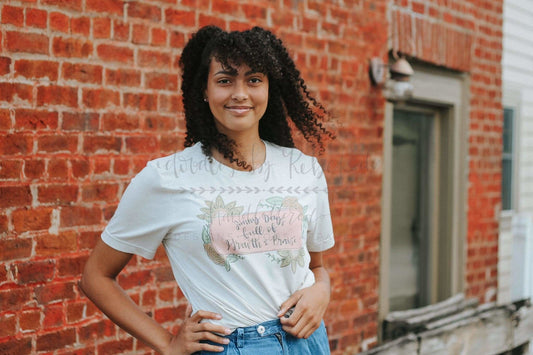 Sunny Days Full of Growth & Praise Tee